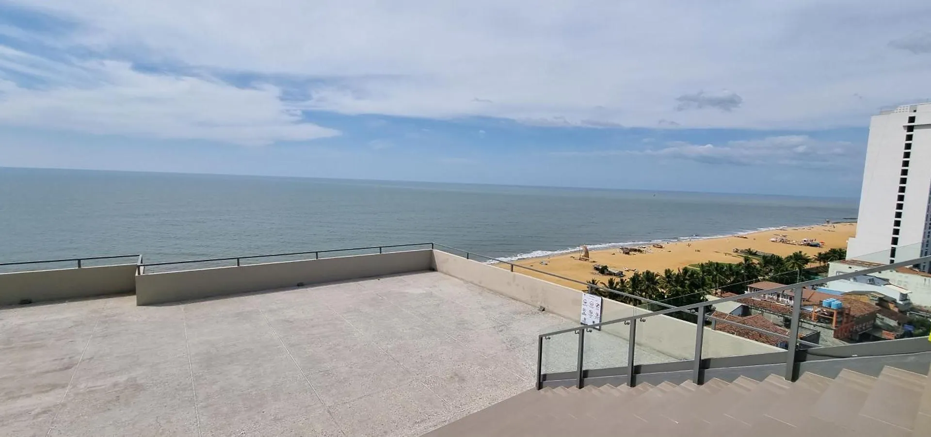 One Bedroom 7Th Floor Apartment In Ocean Breeze Hotel Residencies Negombo
