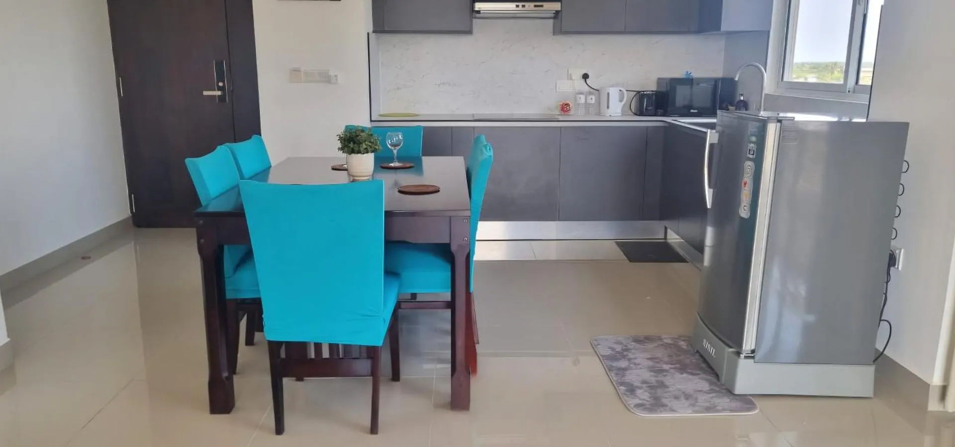 One Bedroom 7Th Floor Apartment In Ocean Breeze Hotel Residencies Negombo